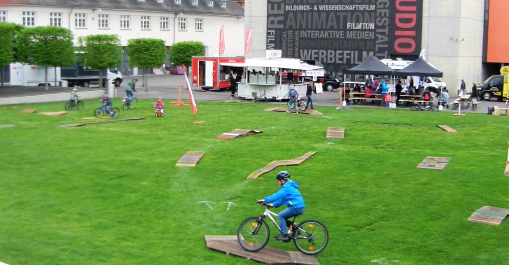 (c) Fahrradspielplatz.de