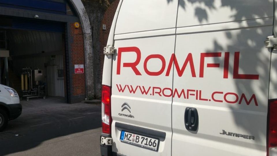 (c) Romfil.com